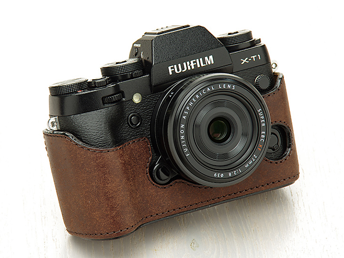 ULYSSES（ユリシーズ）FUJIFILM X-T1専用の本革カメラケース「X