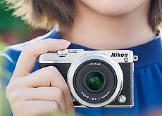 ニコン Nikon 1 J5