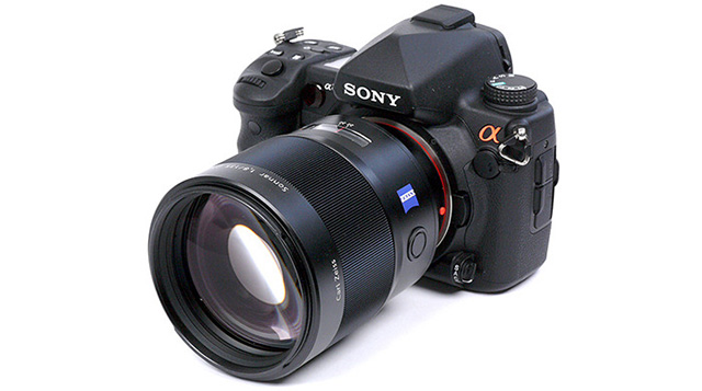 Sonnar T＊ 135mm F1.8 ZA SMM