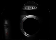 ペンタックス フルサイズ一眼レフの公式ティーザーサイトが公開！登場は2016年春の模様。