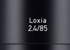 ツァイス「Loxia 2.4/85」