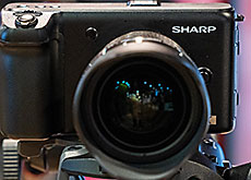 シャープの8Kマイクロフォーサーズカメラ