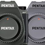 「PENTAX KF」に数量限定の新色「オリーブ」と「ストーン」が登場。