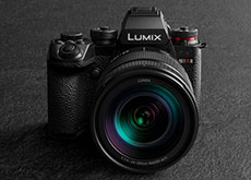 LUMIX S1RII