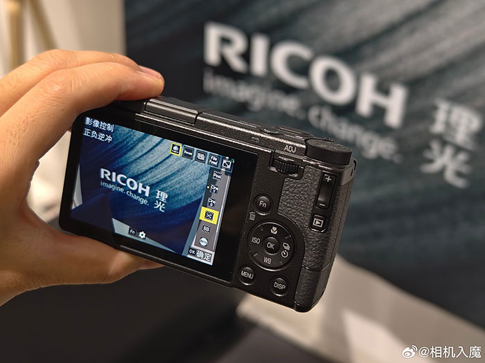 リコー「GR IV」