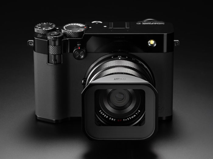 藤原ヒロシコラボ特別モデル「FUJIFILM GFX100RF FRAGMENT EDITION」