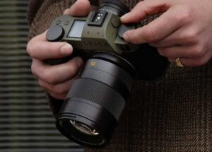 ライカ SL3 “Reporter”