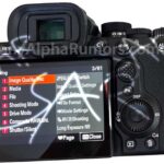 ソニー「α7 V」と「α7 IV」の背面比較リーク画像が登場。「コンポジットRAW撮影」に対応している！？