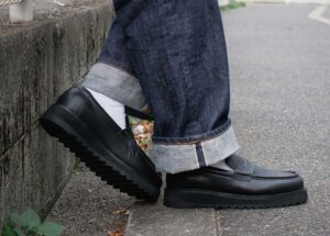 カメラマン向け黒い三皮靴「ガイア」「マッシュ」「オルテガ」。