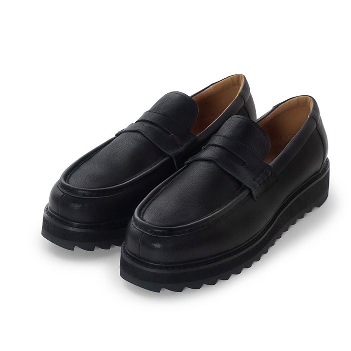 カメラマン向け黒い三皮靴「ガイア」「マッシュ」「オルテガ」。