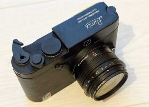 パナソニック「LUMIX G9 II」をライカ風カメラに改造した猛者が登場。