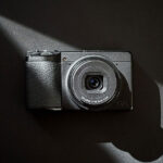 リコー「GR IV Monochrome」予約開始も需要が供給超え。EU公式が「3月まで配送影響」示唆
