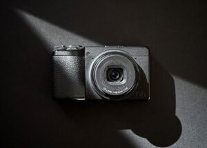 リコー「GR IV Monochrome」