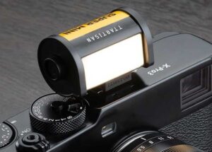 TTArtisanのフィルム型LEDライト「SUPER MINI LED」