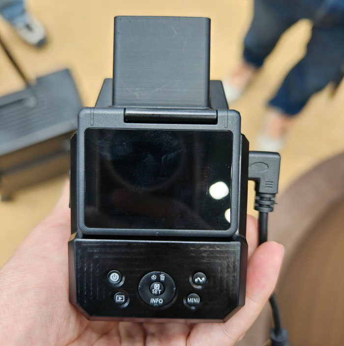 キヤノンがレトロスタイルカメラのコンセプトモデルをCP+2026に参考出展