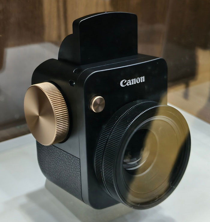 キヤノンがレトロスタイルカメラのコンセプトモデルをCP+2026に参考出展