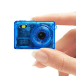 18gつまめるデジカメ「SMC-01」にスケルトン追加──クリア6色で全12色展開へ