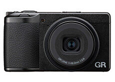 RICOH GR IV
