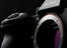 ソニーは、11月中旬(遅くとも12月上旬)と1月下旬に製品発表を行う!?「α7 V」「100-400mm F4.0 GM」「100-400mm G(可変絞り)」「F2.0 GM超広角ズーム」が登場!?