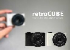レトロな雰囲気の写真が撮れるミニカメラ「retroCUBE（レトロキューブ）」