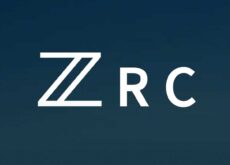 ニコン「ZR C」