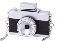 3COINS「ミニトイカメラ」実機レビュー。見た目に反して製品の機能自体は本格的な模様。